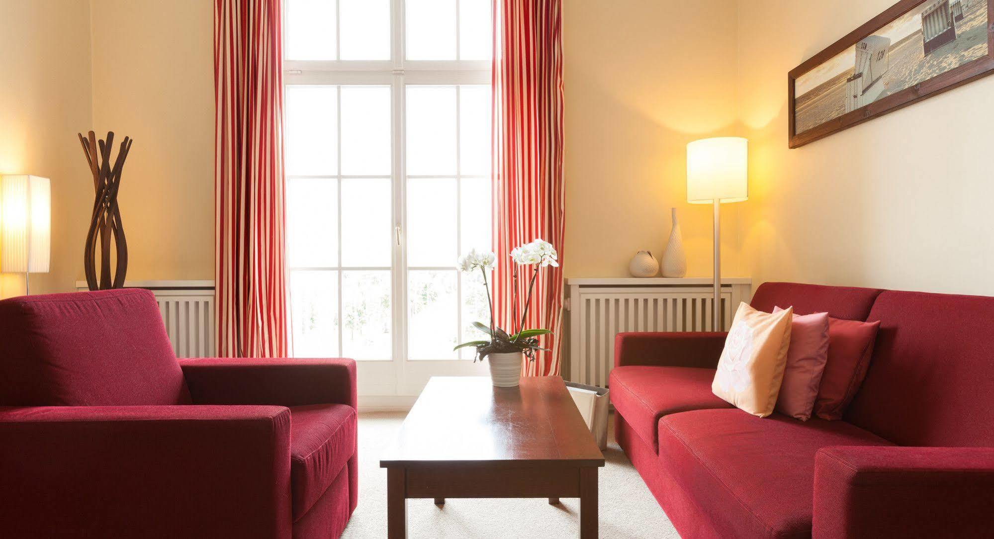 A-Rosa Travemuende Hotel Lubeck Exterior photo A living room