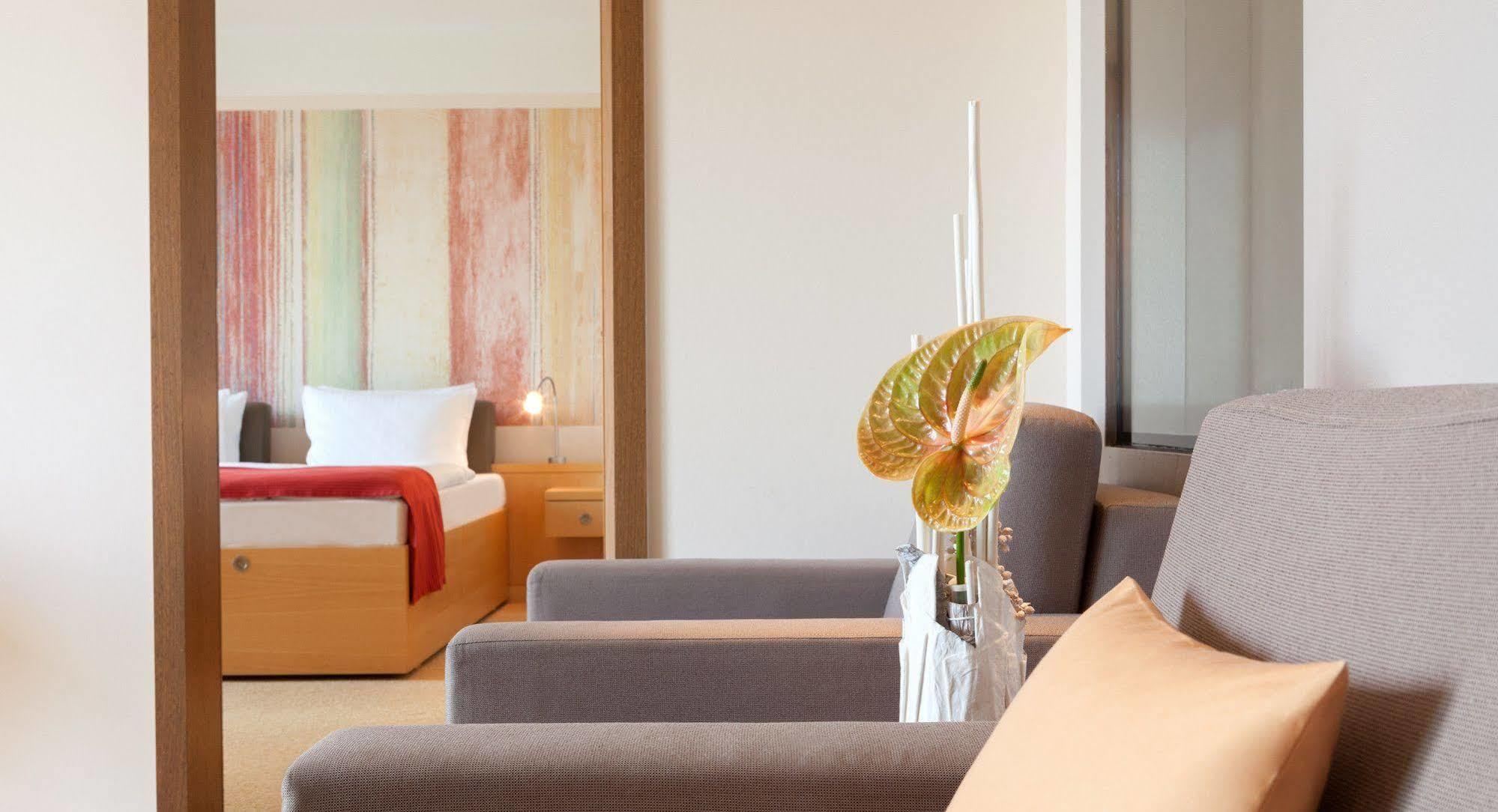 A-Rosa Travemuende Hotel Lubeck Exterior photo A suite at the hotel